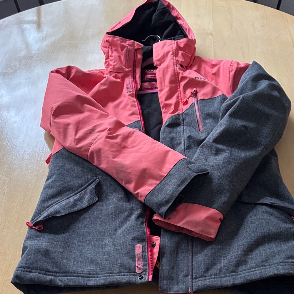 O'Neill Women’s Coral and Charcoal Puffer Jacket